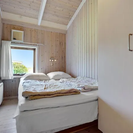Gyda - 100m From The Sea By Interhome *