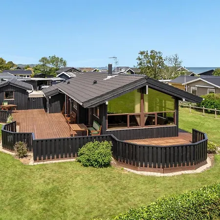 Gyda - 100m From The Sea By Interhome *